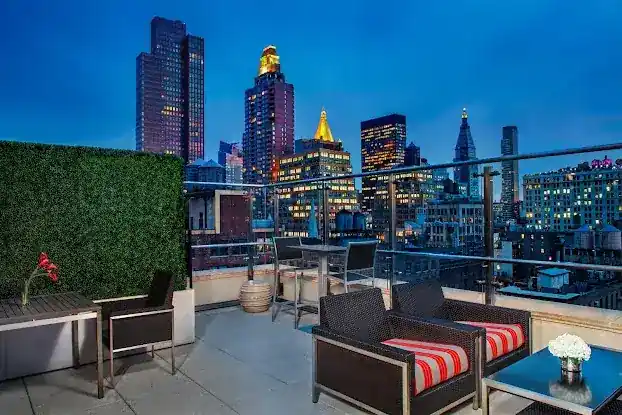 Up on 20 Rooftop Lounge