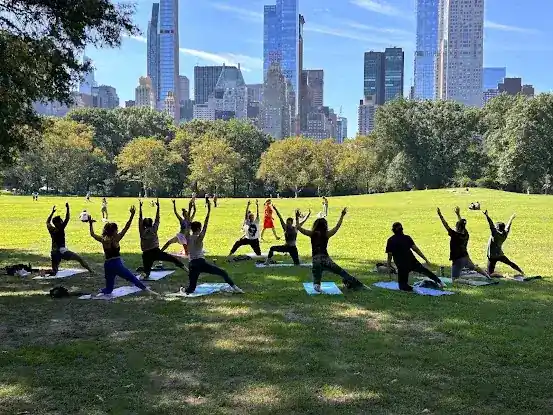 UrbanNomadYoga