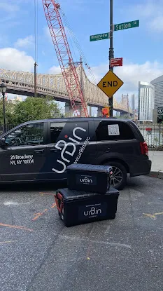 urBin Smart Storage & Moving
