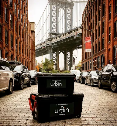 urBin Smart Storage & Moving