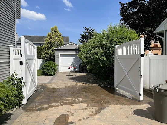 V & O Montalvan Fence Corp