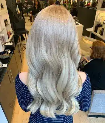 VAL MORE SALON