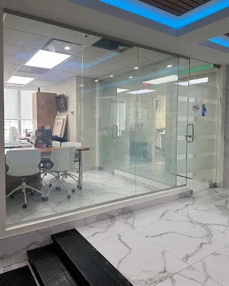 Vitrum Glass & Mirror Corp