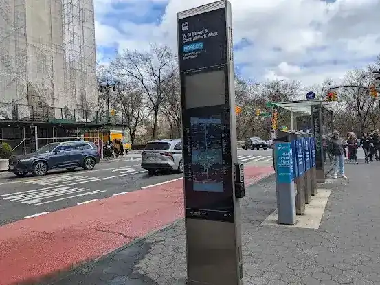 W 81 St/Central Park W