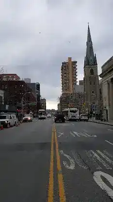 W 96 St/Amsterdam Av