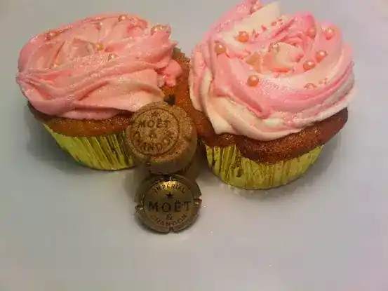 Wah-Wah's Cakes