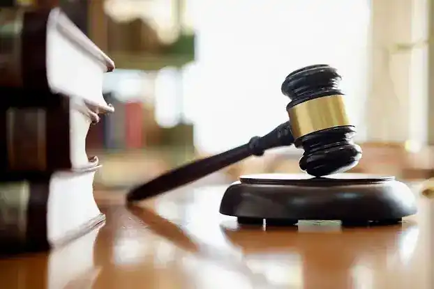Warren J Bennia Law Office