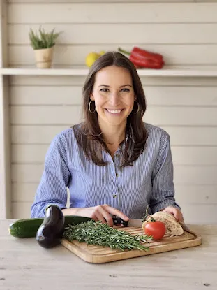 Well By Mel Nutrition | Prenatal Dietitian
