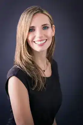 Wellness Psychotherapist Victoria Rivera