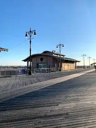 West 16th Lifeguard Station