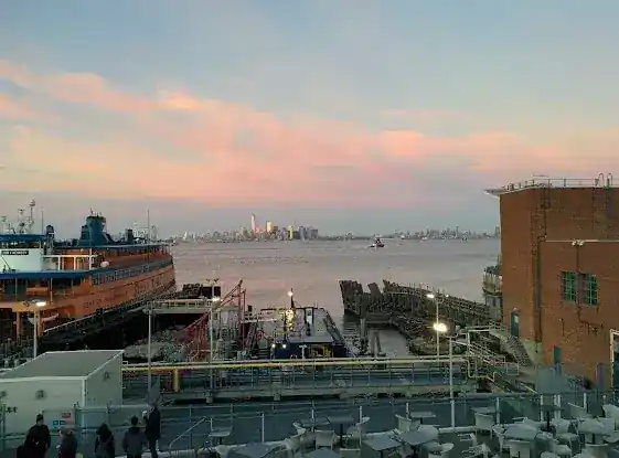 Whitehall St-South Ferry