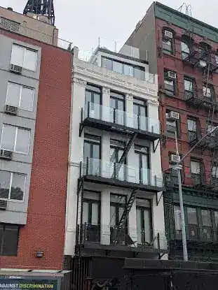 World’s Smallest Opera House Marker