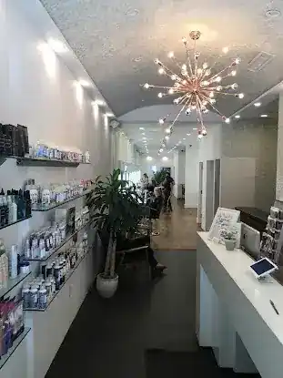 Yana Herbal Beauty Salon