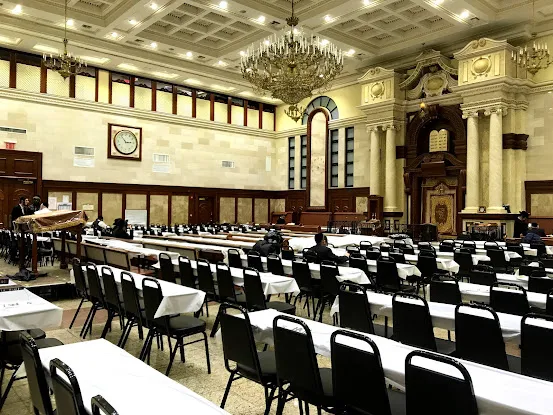 Yashiva Ahavas Yisroel Viznitz