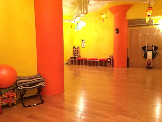Yoga Studio 6 LIC