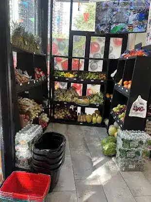 Yorkville Market