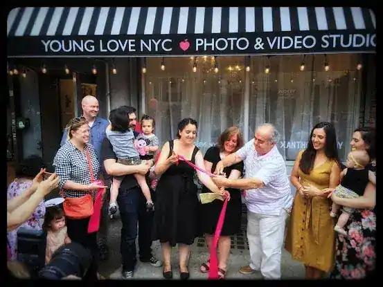 Young Love NYC Photo & Video Studio