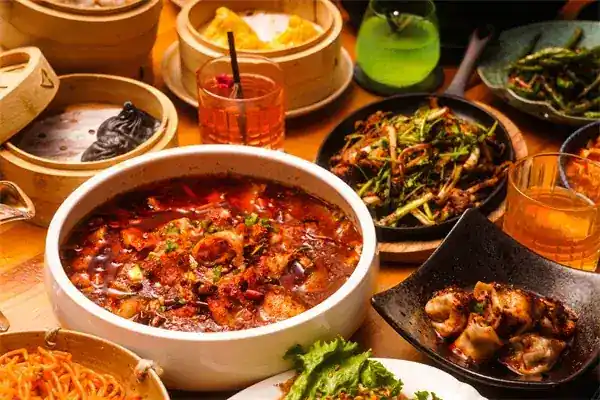 Yum Cha Chinese Kitchen & Bar 姑苏里