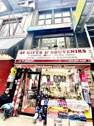 Zeeshan Gift Shop Midtown Manhattan Manhattan NYC Zeeshan Gift Shop Midtown Manhattan Manhattan NYC