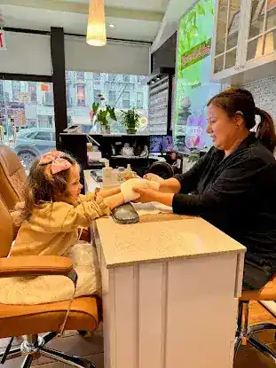 Zema Nails Spa