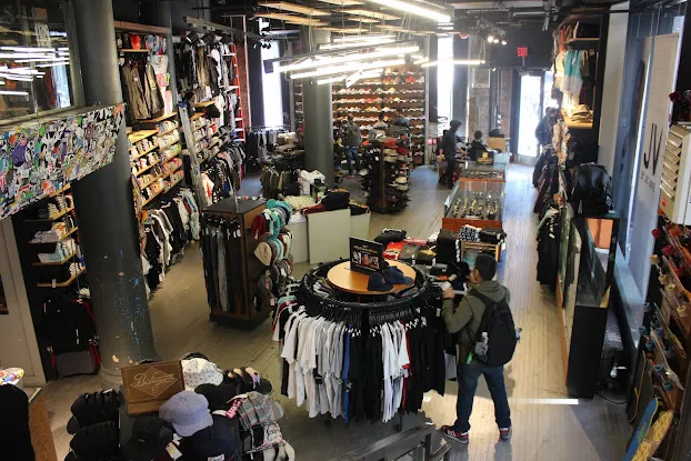 Zumiez